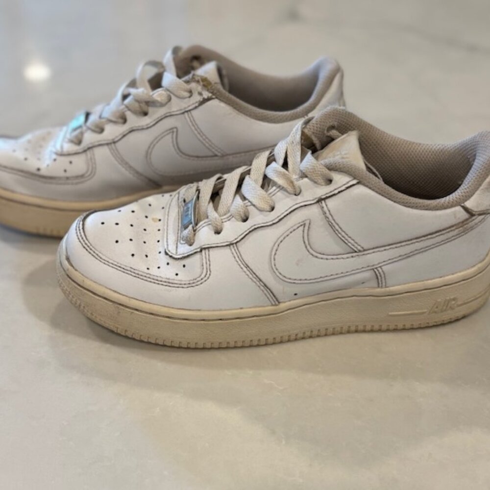 Youth Nike Air Force 1 Low